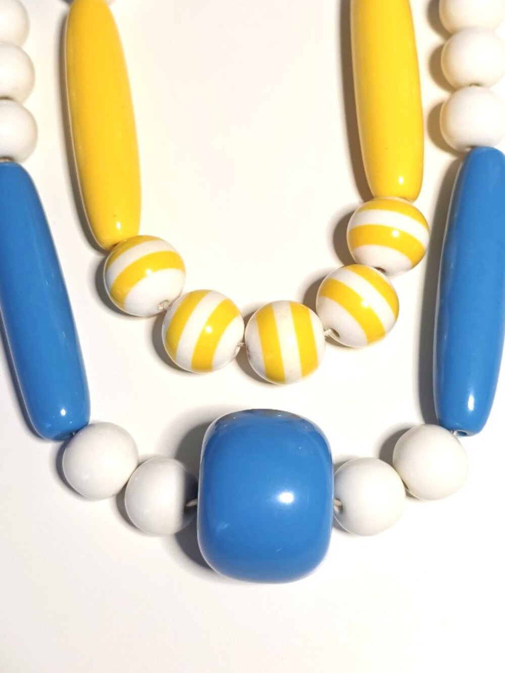 Chunky white & yellow + white & turquoise blue beaded necklace